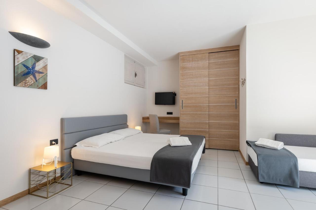 Hotel Delfino Procchio  Exteriér fotografie